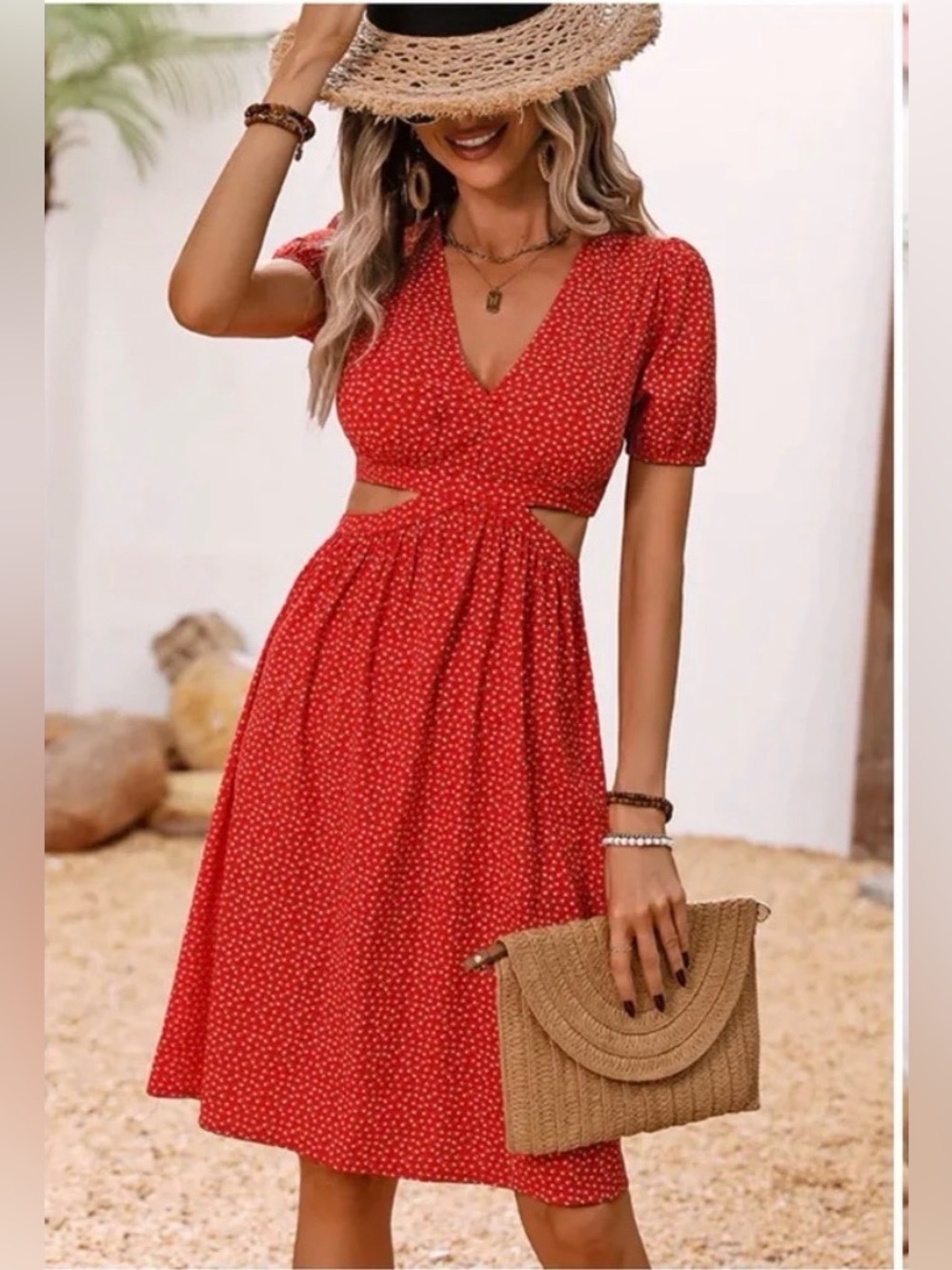 Beachsissi Vneck Floral Print Cut Out Dress Size Medium ~ Brand new w/ tag